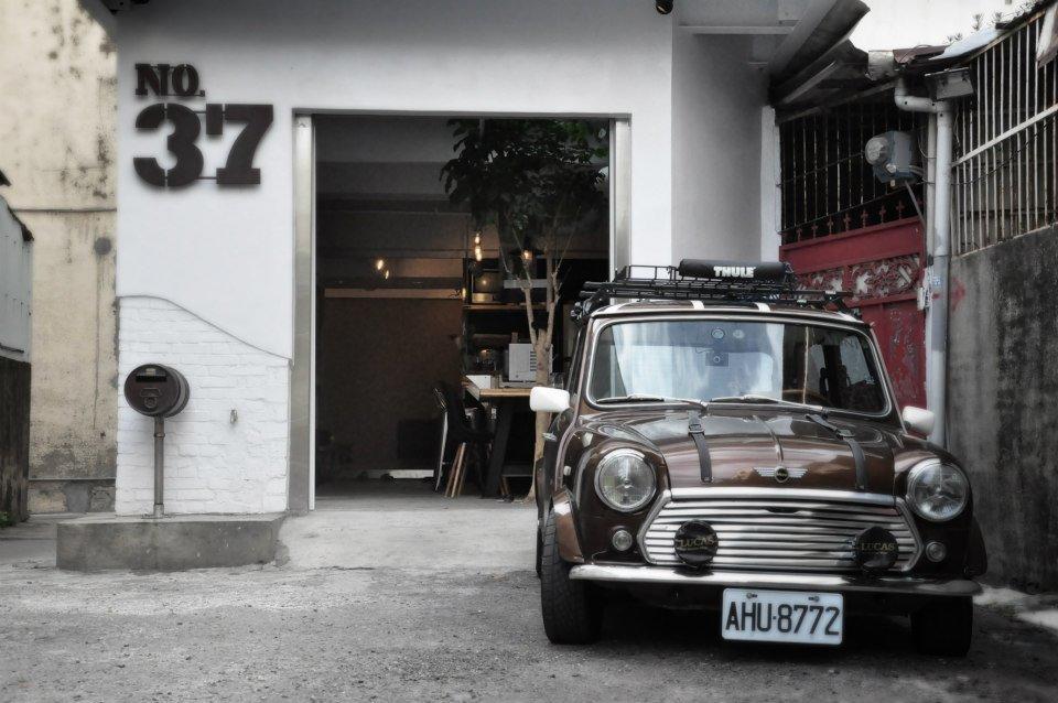 No 37 Homestay Tainan Exteriör bild